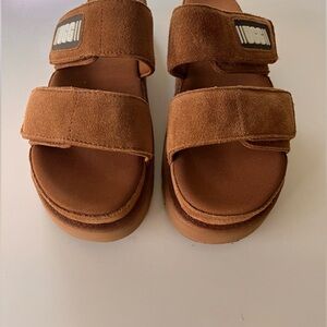 UGG suede leather slide sandals size 9
